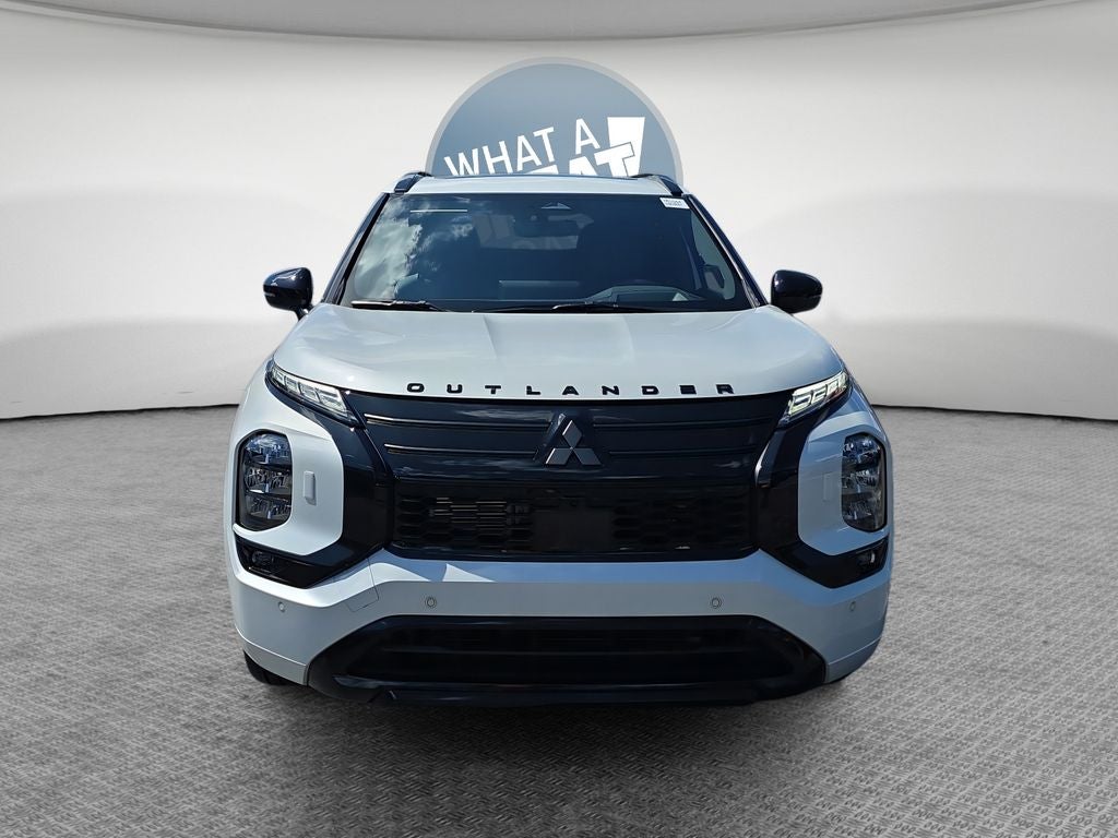 2026 Mitsubishi Outlander Base