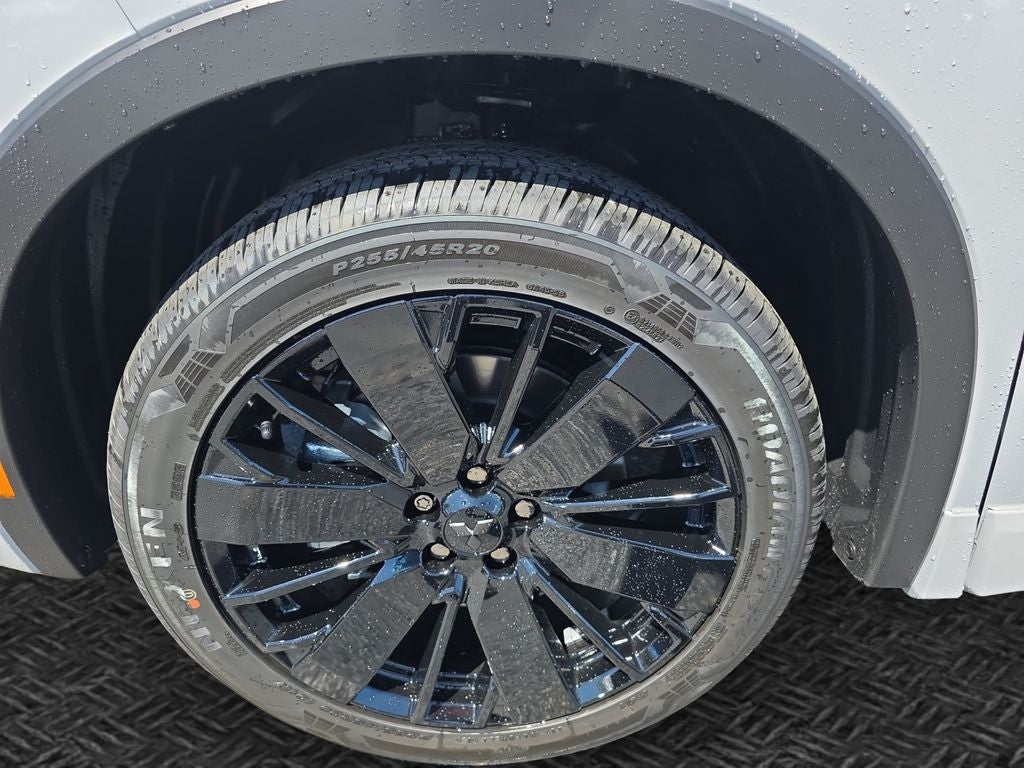 2026 Mitsubishi Outlander Base