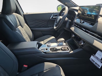 2026 Mitsubishi Outlander Base