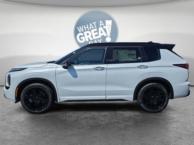 2026 Mitsubishi Outlander Base