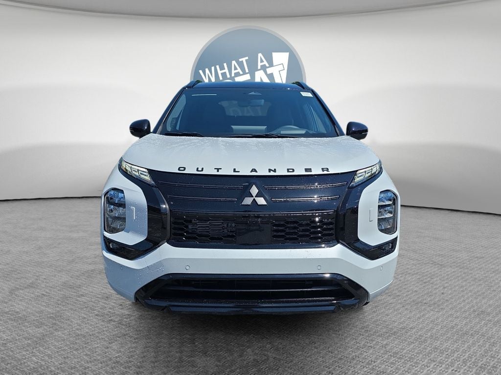 2026 Mitsubishi Outlander Base