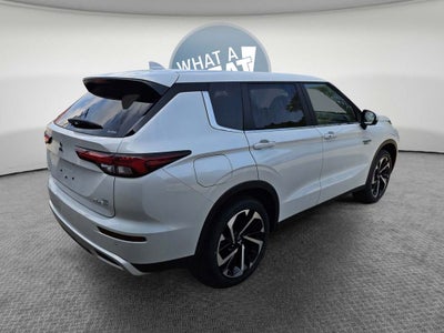 2025 Mitsubishi Outlander PHEV SE