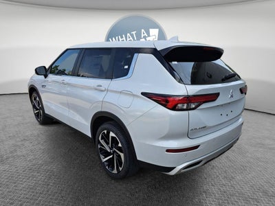 2025 Mitsubishi Outlander PHEV SE