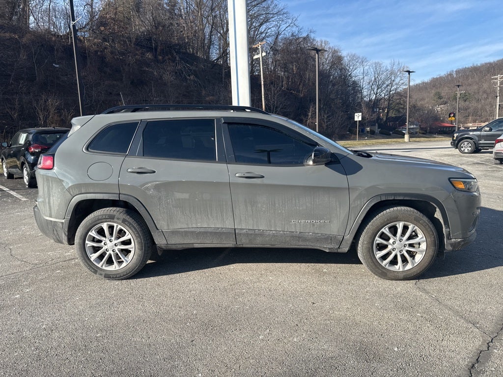 2022 Jeep Cherokee Latitude Lux