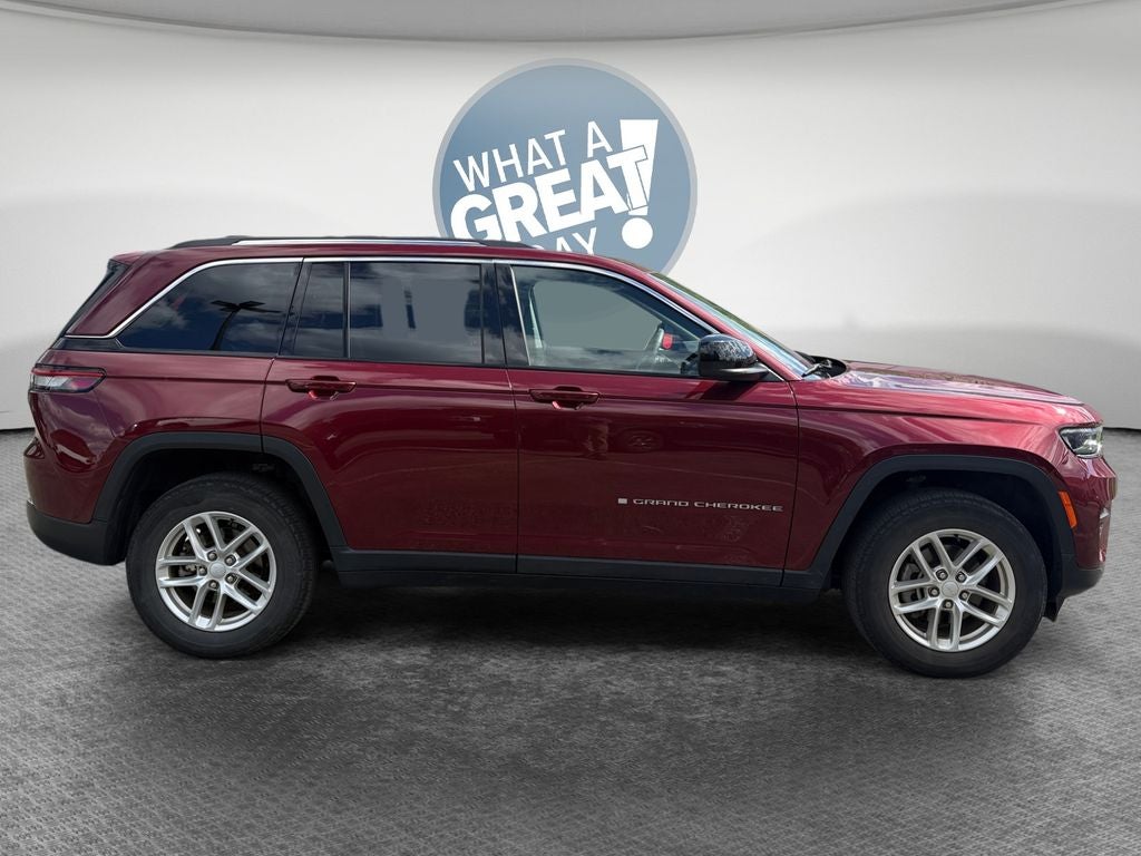 2023 Jeep Grand Cherokee Laredo