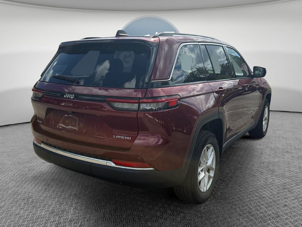 2023 Jeep Grand Cherokee Laredo