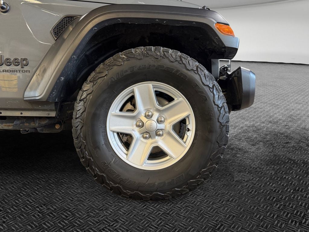2021 Jeep Gladiator Sport