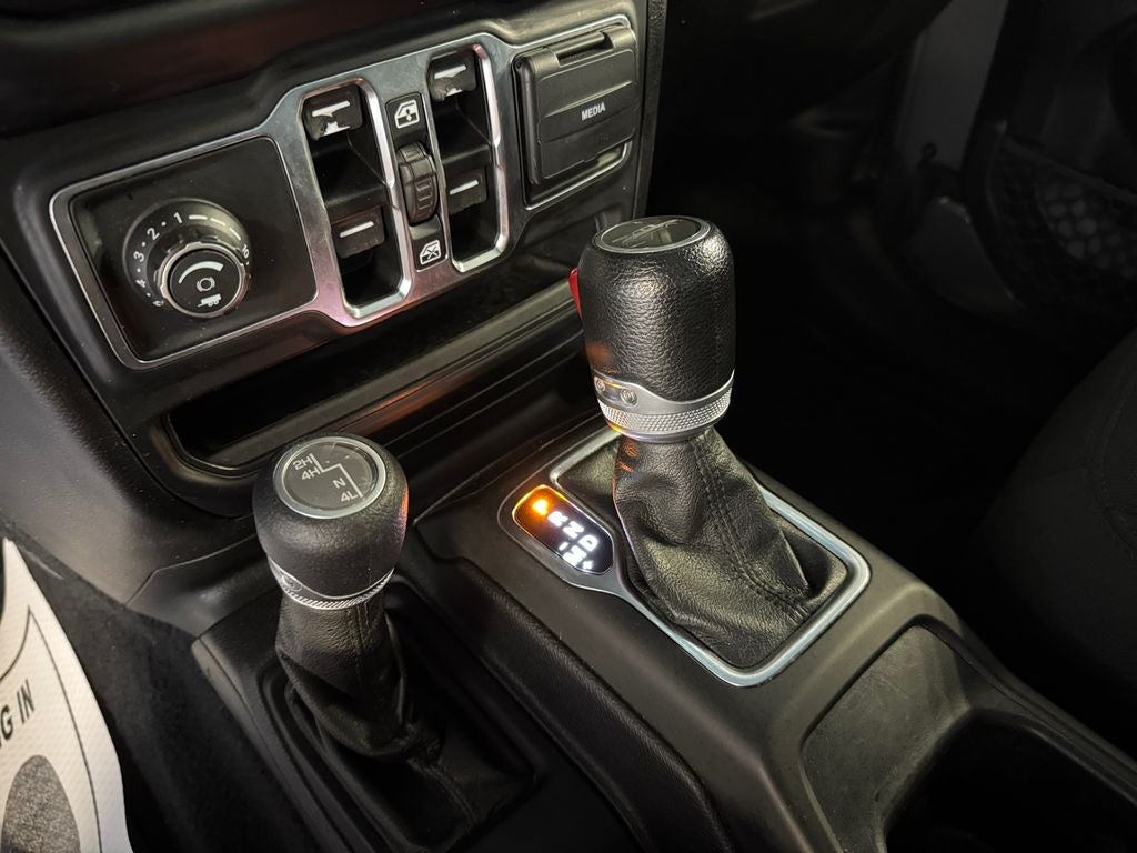 2021 Jeep Gladiator Sport