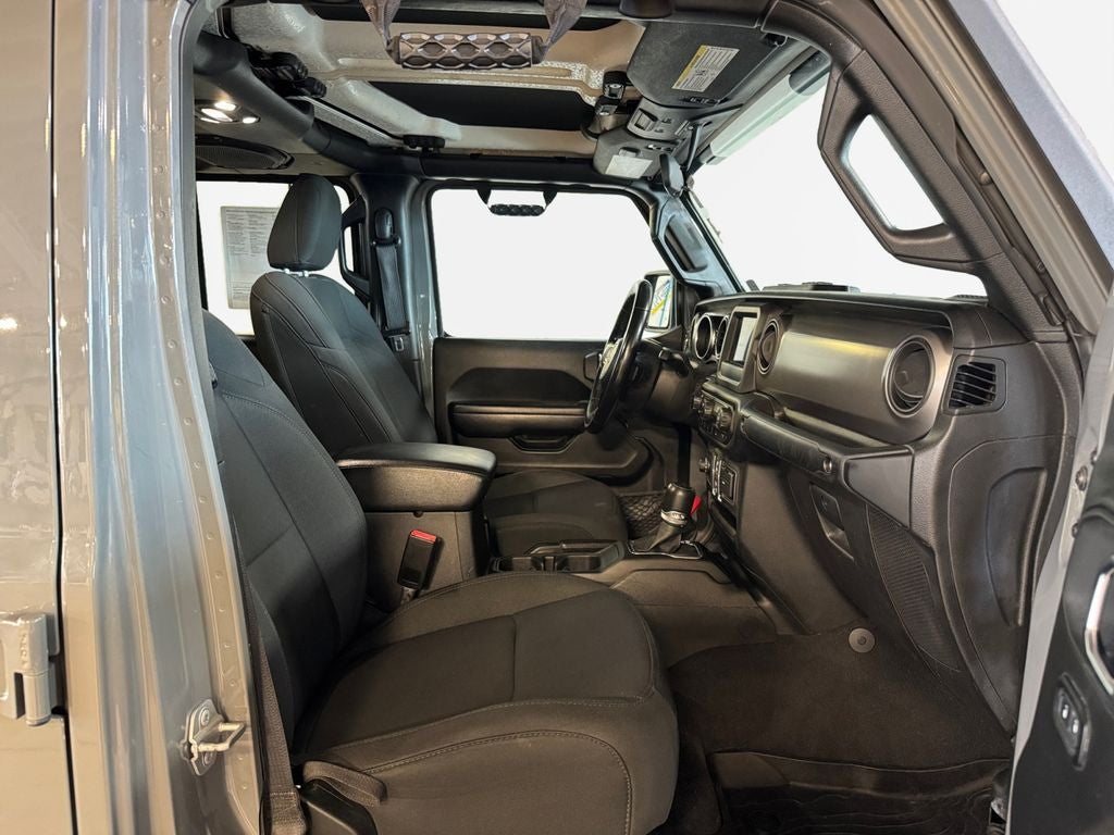 2021 Jeep Gladiator Sport