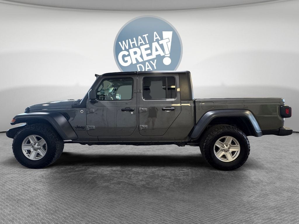 2021 Jeep Gladiator Sport