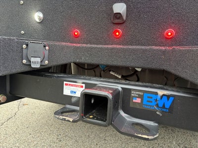 2026 Ford F-350SD XL DRW 4x4 / 6.7L Diesel / 9' Service Body