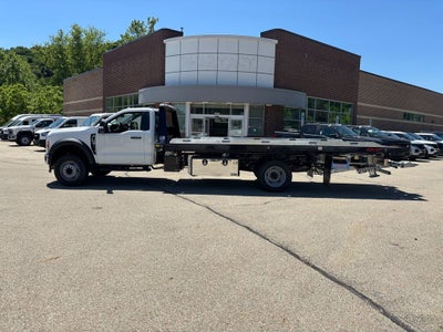 2026 Ford F-600SD XL DRW 4x2 / 7.3L V8 / 20' Steel Rollback