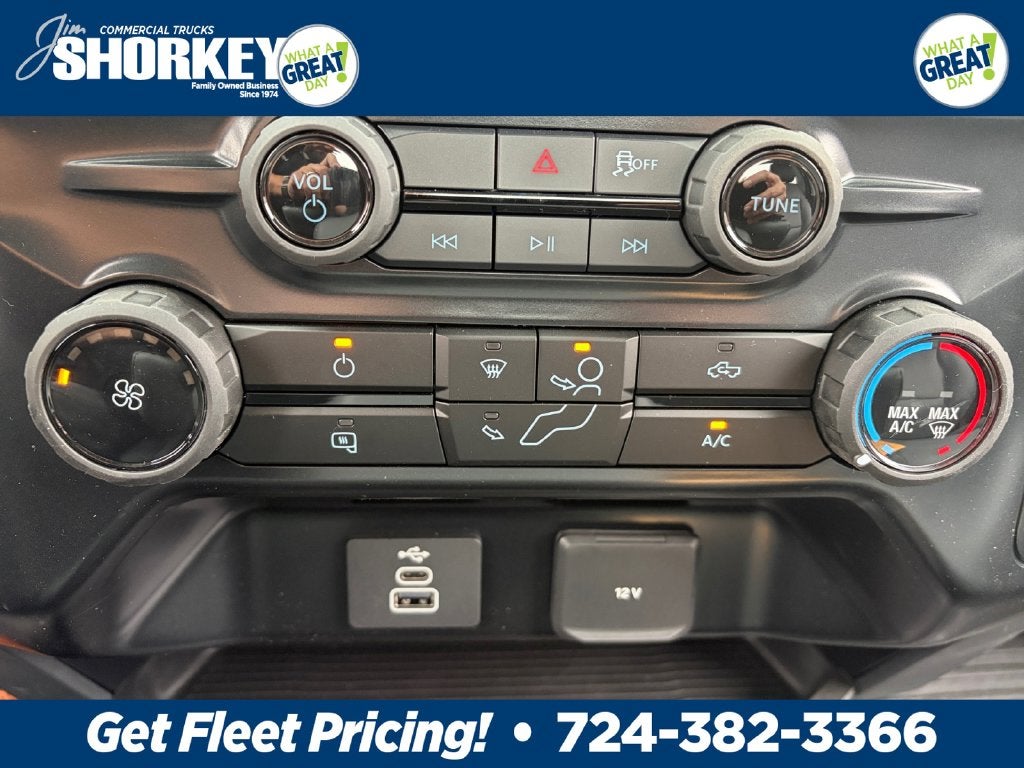 2026 Ford F-600SD XL DRW 4x4 / 7.3L V8 / 20' Steel Rollback