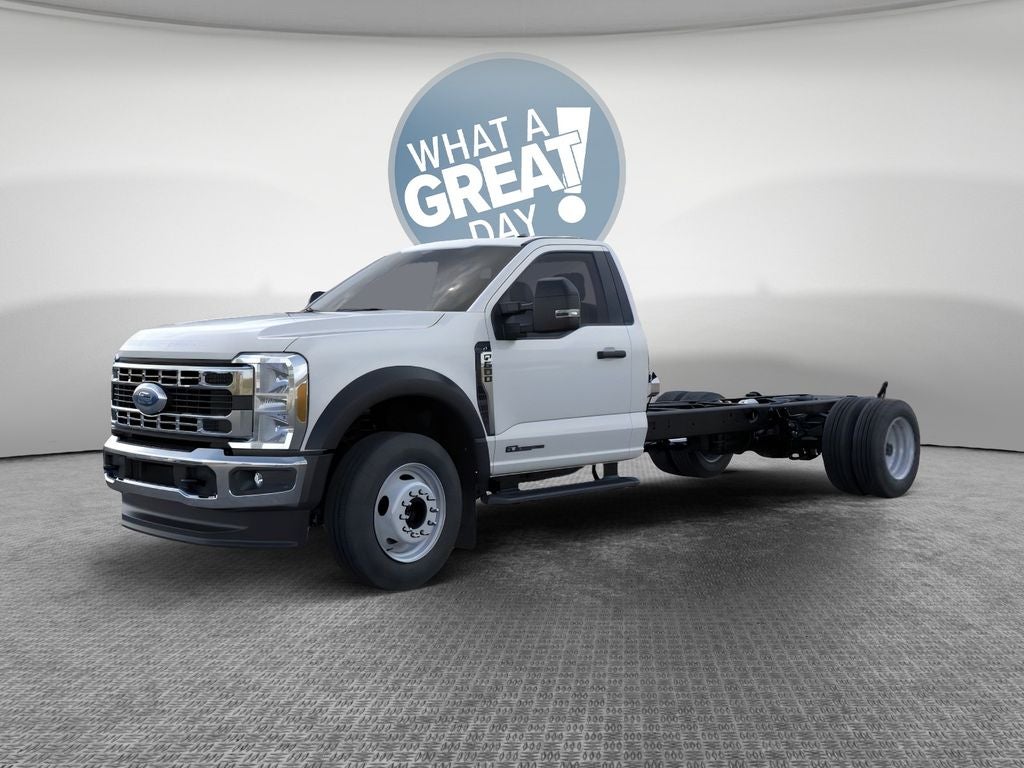 2026 Ford F-600SD XL DRW 4x4 / 6.7L Diesel / 120" CA Chassis