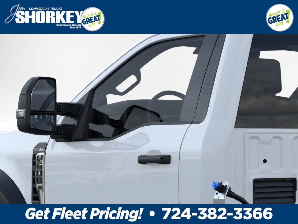 2026 Ford F-600SD XL DRW 4x4 / 6.7L Diesel / 120" CA Chassis