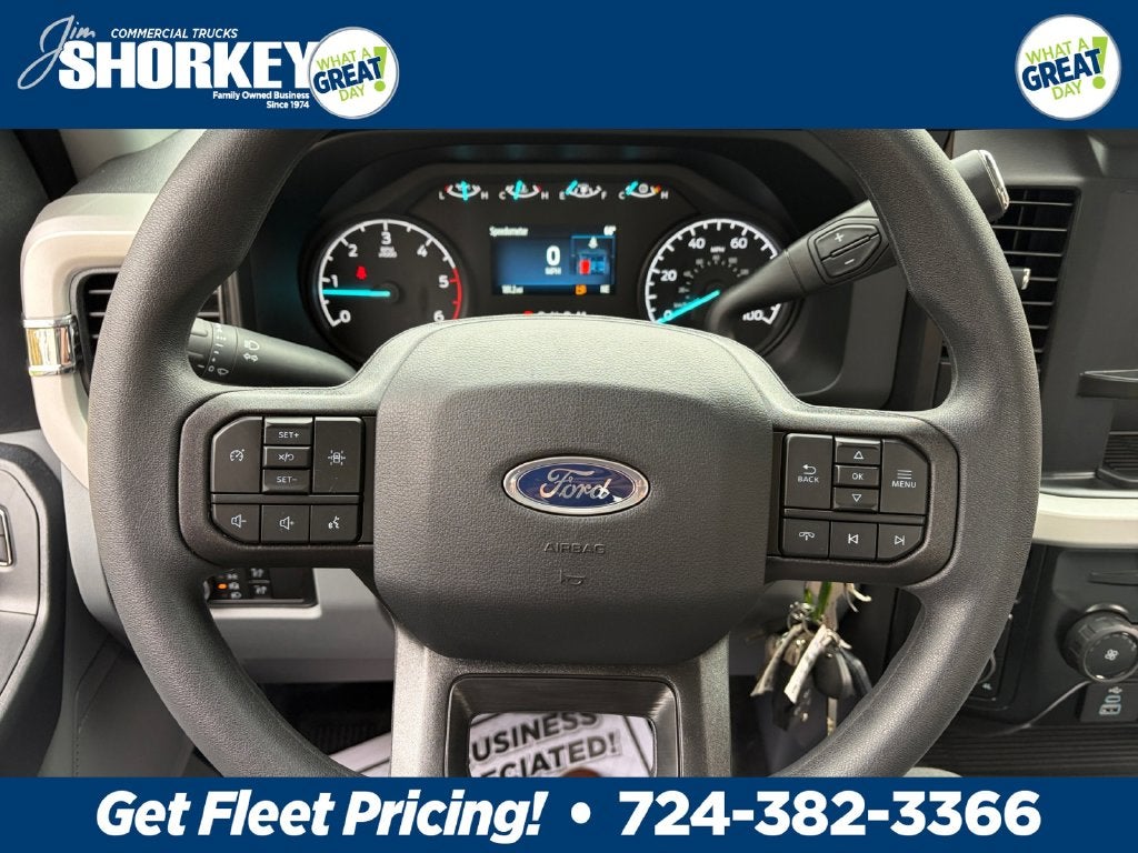 2026 Ford F-350SD XL DRW 4x4 / 7.3L V8 / 9'3" Dropside Dump