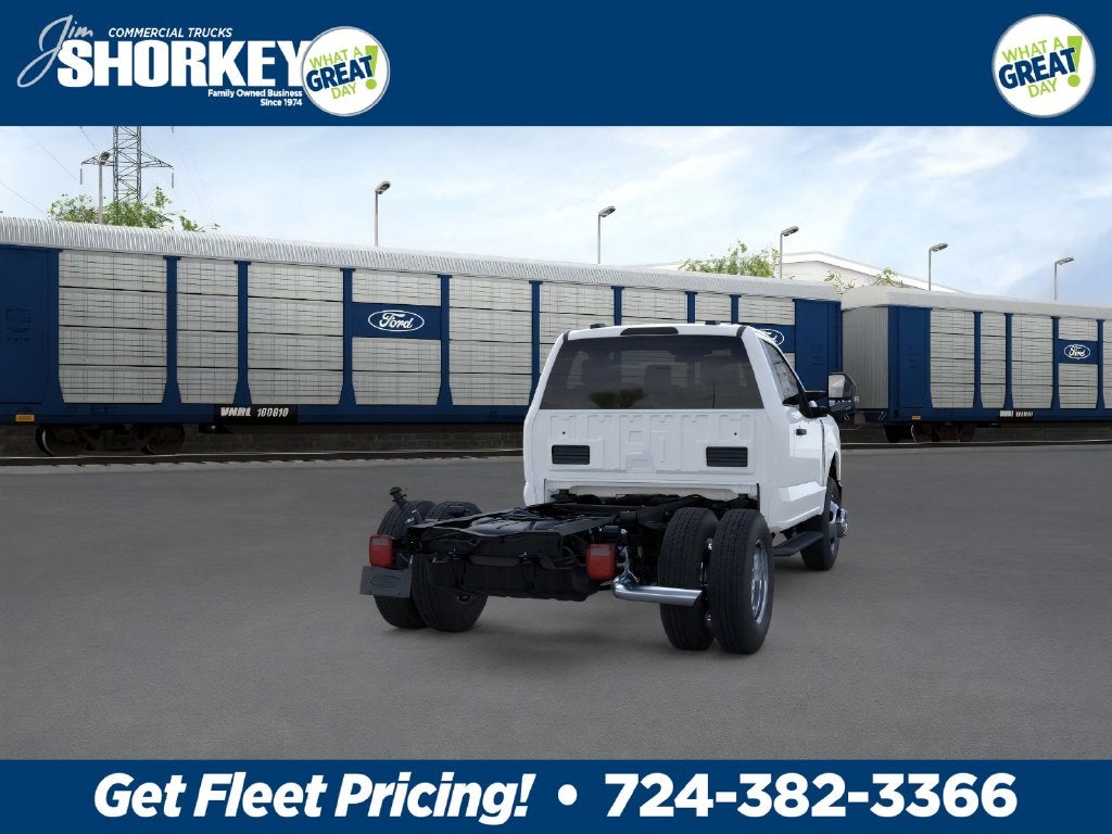 2026 Ford F-350SD XL DRW 4x4 / 7.3L V8 / 9'3" Dropside Dump