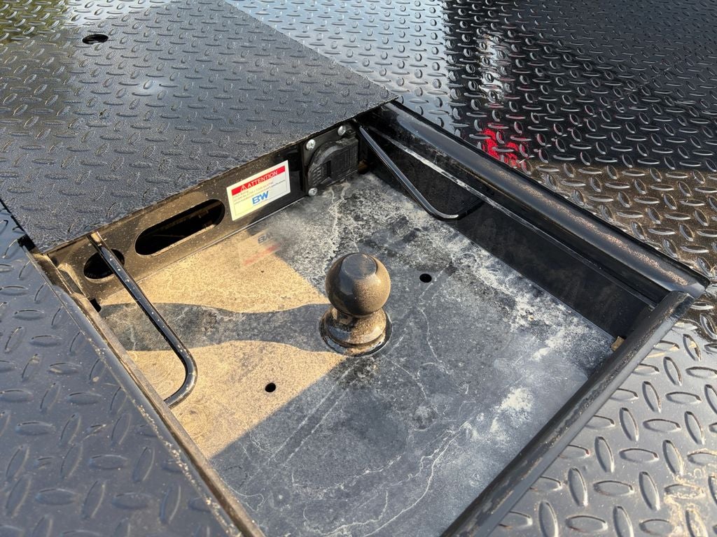 2026 Ford F-550SD XL DRW 4x4 / 6.7L Diesel / 9'4" Steel Flatbed