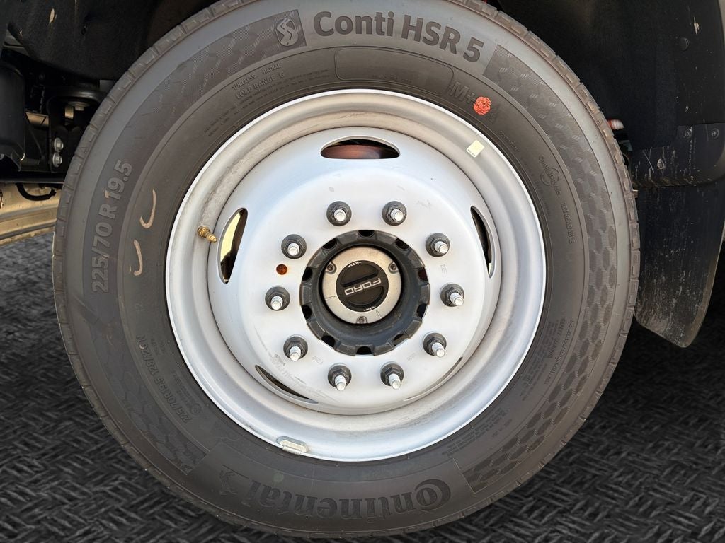 2026 Ford F-450SD XL DRW 4x4 / 6.7L Diesel / 9'7" Steel Dump