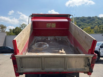 2023 Ford F-550SD XL DRW 4x4 / 6.7L Diesel / 9'7" Steel Dump w/L-Pack