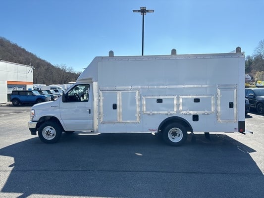 2024 Ford E-450SD Base DRW / 7.3L V8 / 14' Rockport Workport in North Huntingdon, PA - Jim Shorkey Auto Group