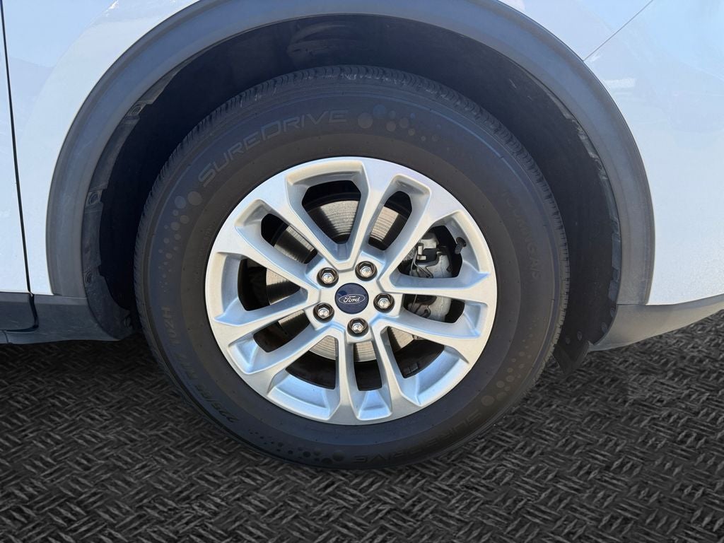 2022 Ford Escape Hybrid SE