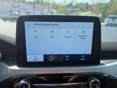 2022 Ford Escape Hybrid SE