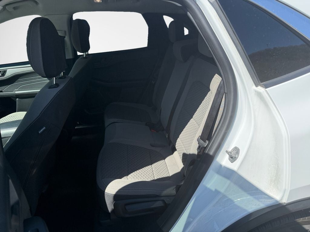 2022 Ford Escape Hybrid SE