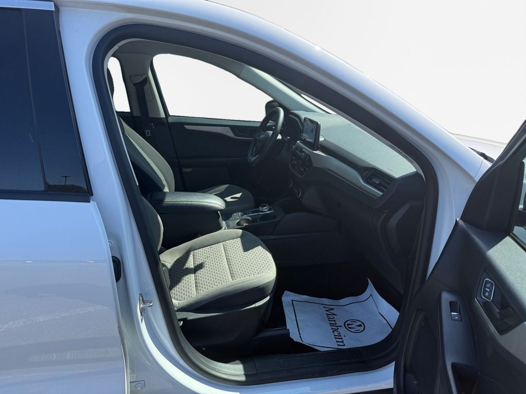 2022 Ford Escape Hybrid SE