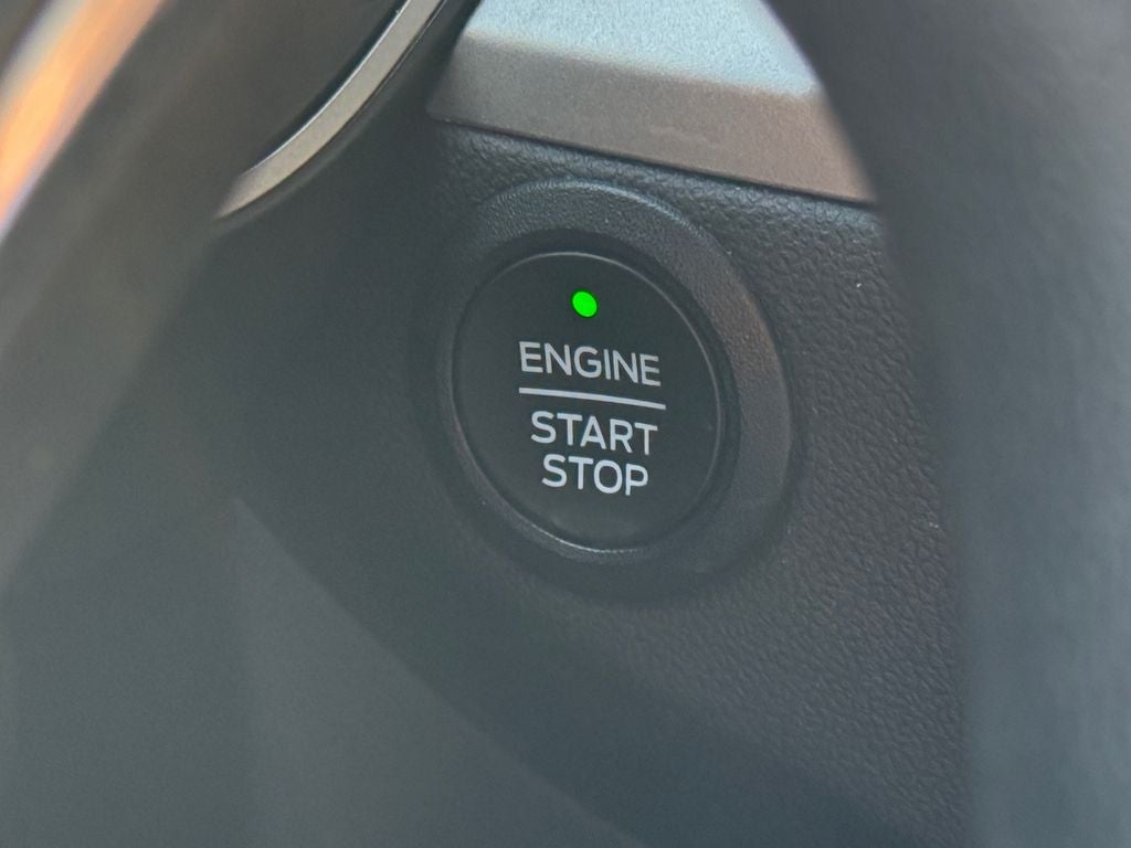 2022 Ford Escape Hybrid SE