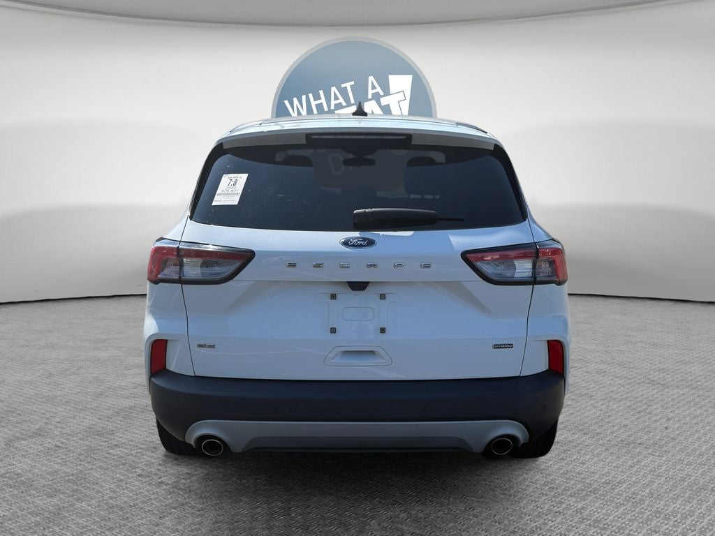 2022 Ford Escape Hybrid SE