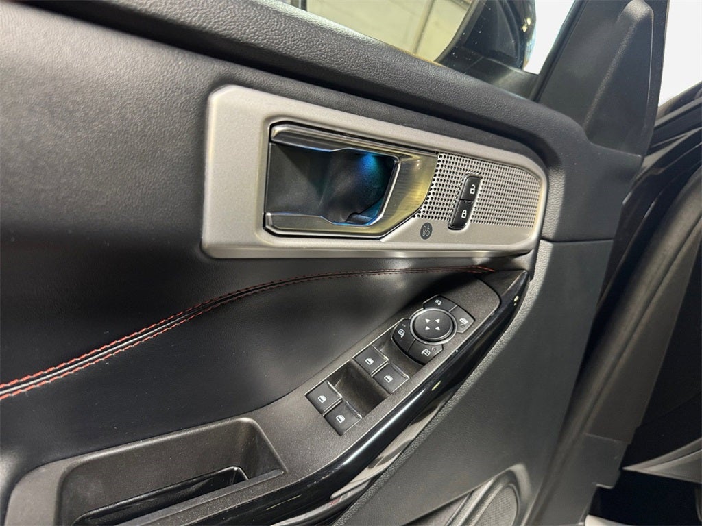 2024 Ford Explorer ST-Line