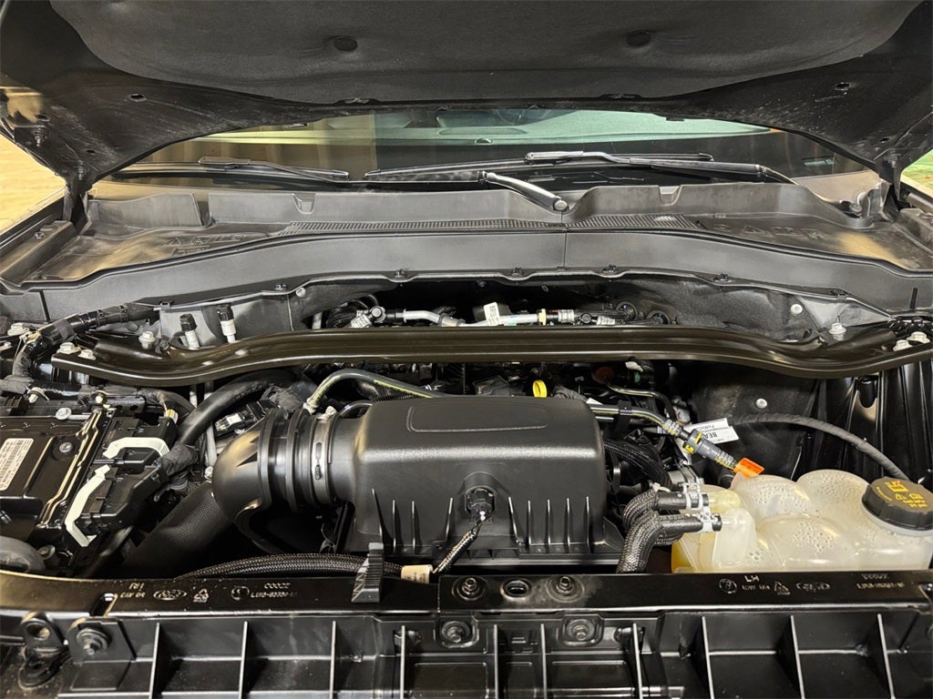 2024 Ford Explorer ST-Line