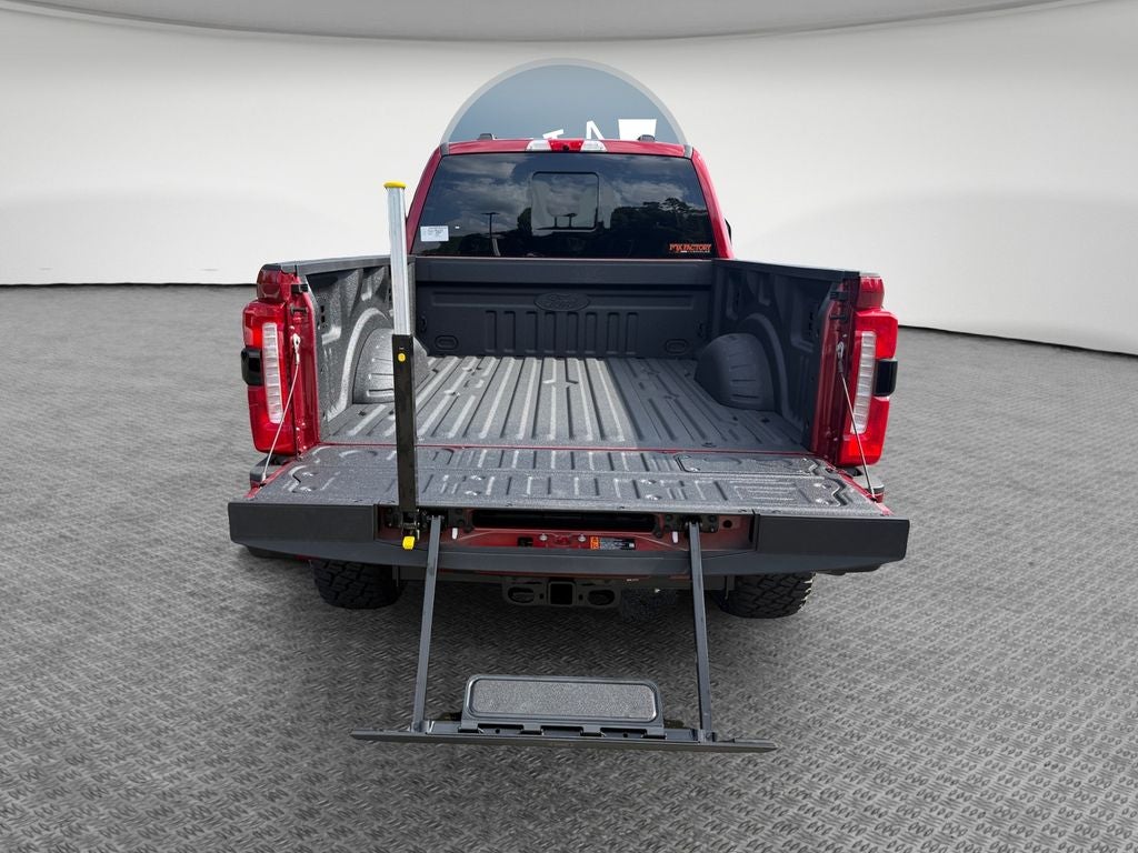 2026 Ford F-250SD Lariat Black Widow