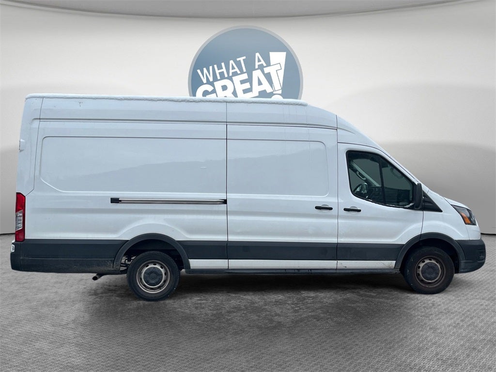 2022 Ford Transit-250 Base