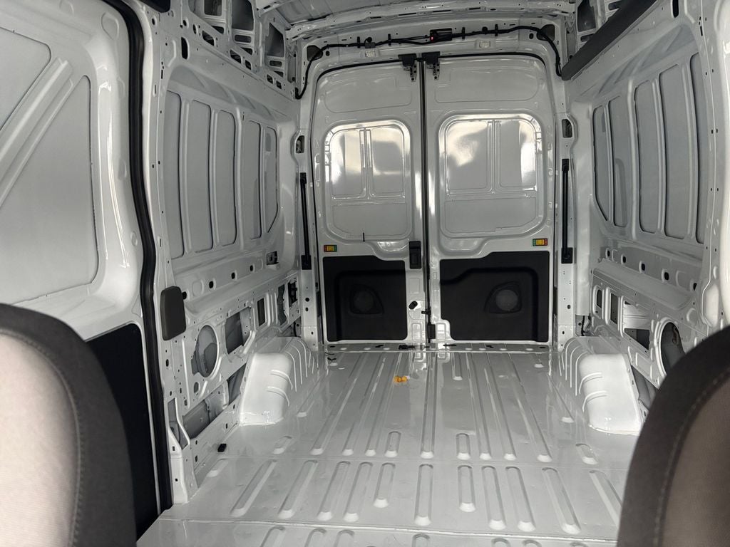 2026 Ford Transit-350 Base / 3.5L V6 / 148" WB HR