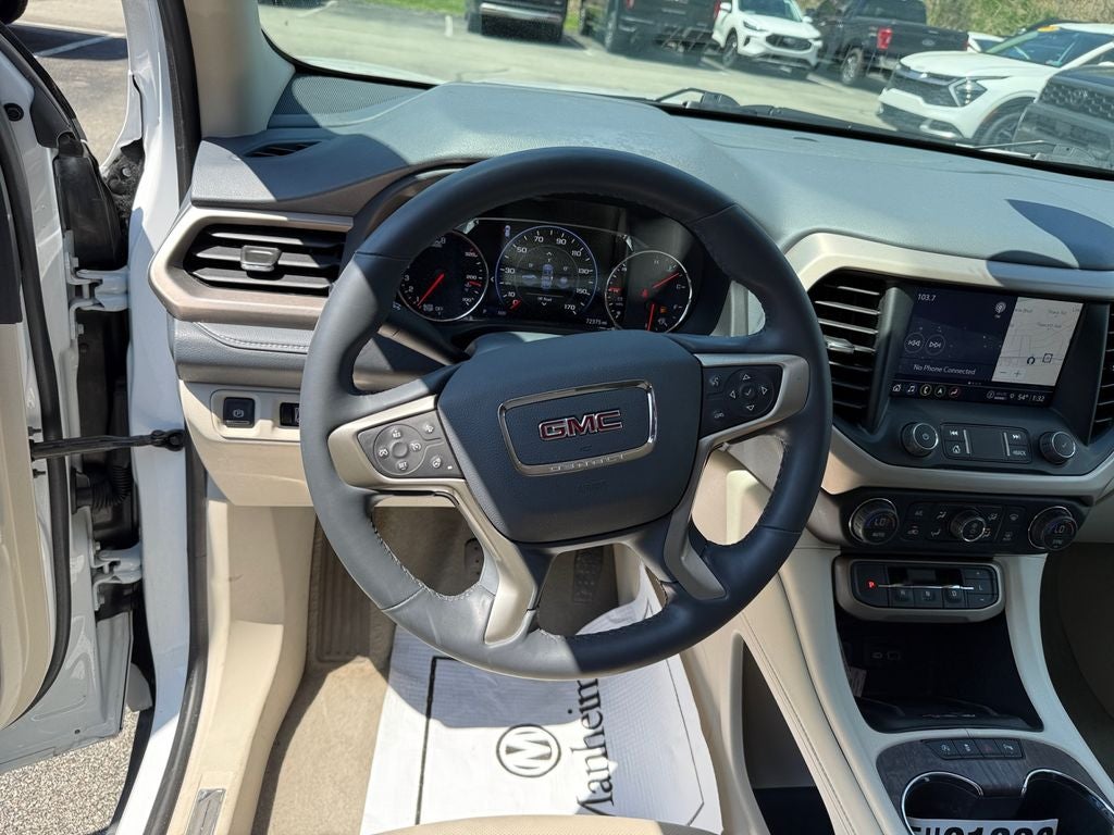 2023 GMC Acadia Denali