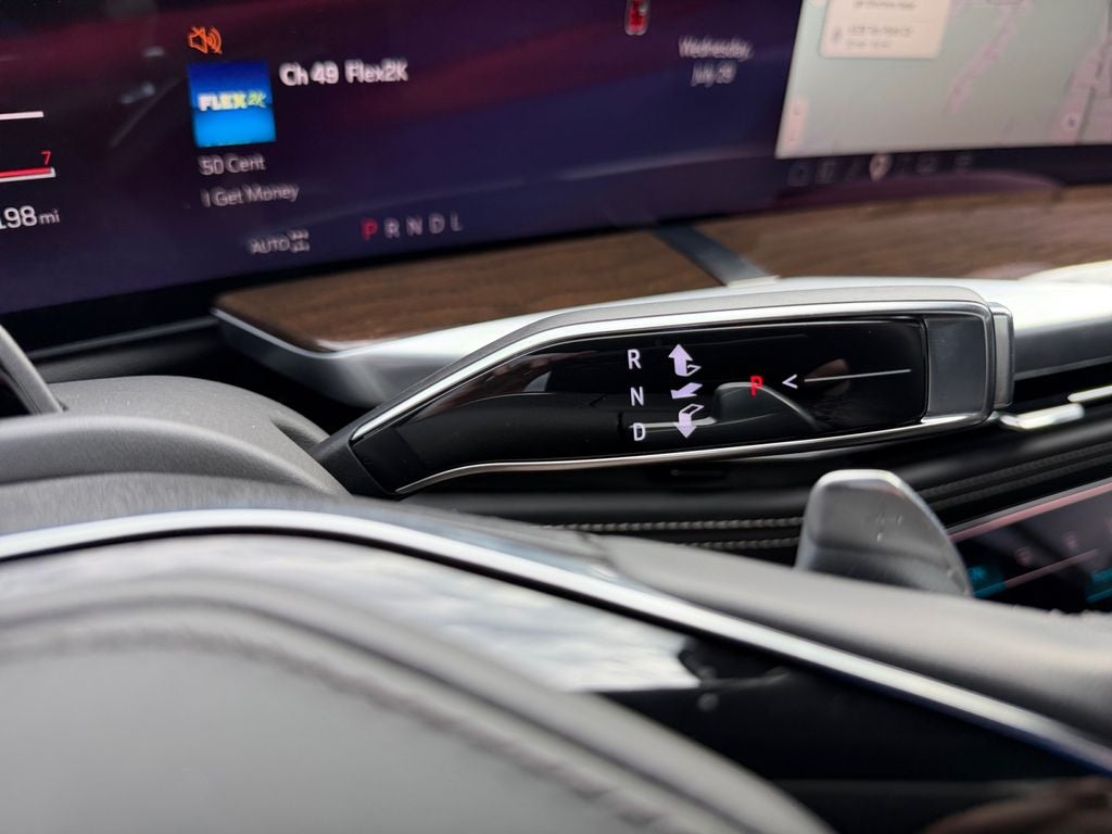 2025 Cadillac Escalade Sport Platinum