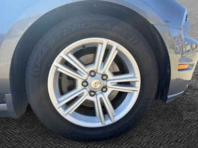 2014 Ford Mustang V6