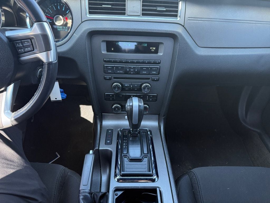 2014 Ford Mustang V6