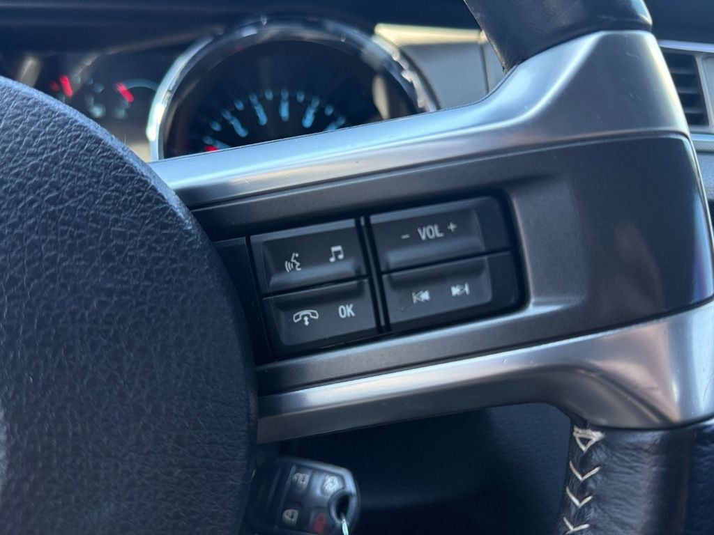 2014 Ford Mustang V6