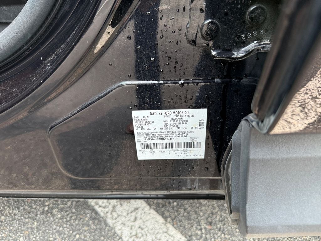 2024 Ford Edge Titanium