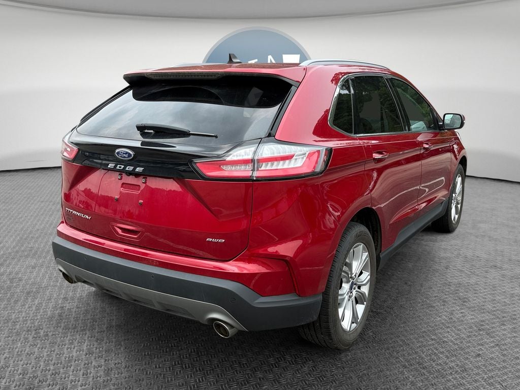 2022 Ford Edge Titanium