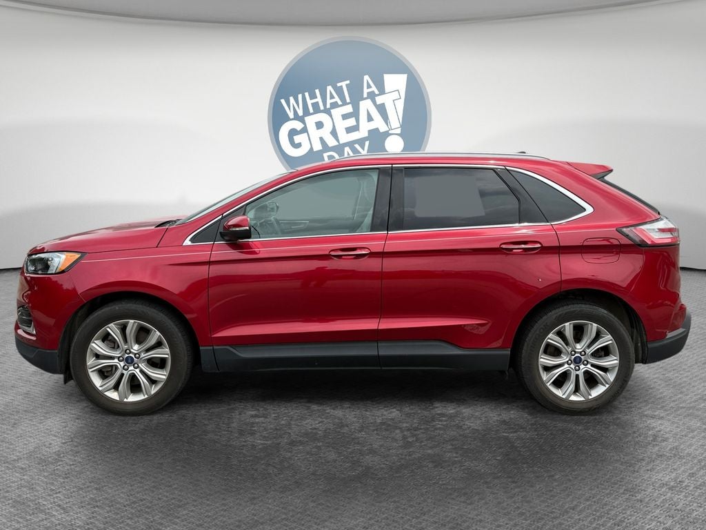 2022 Ford Edge Titanium