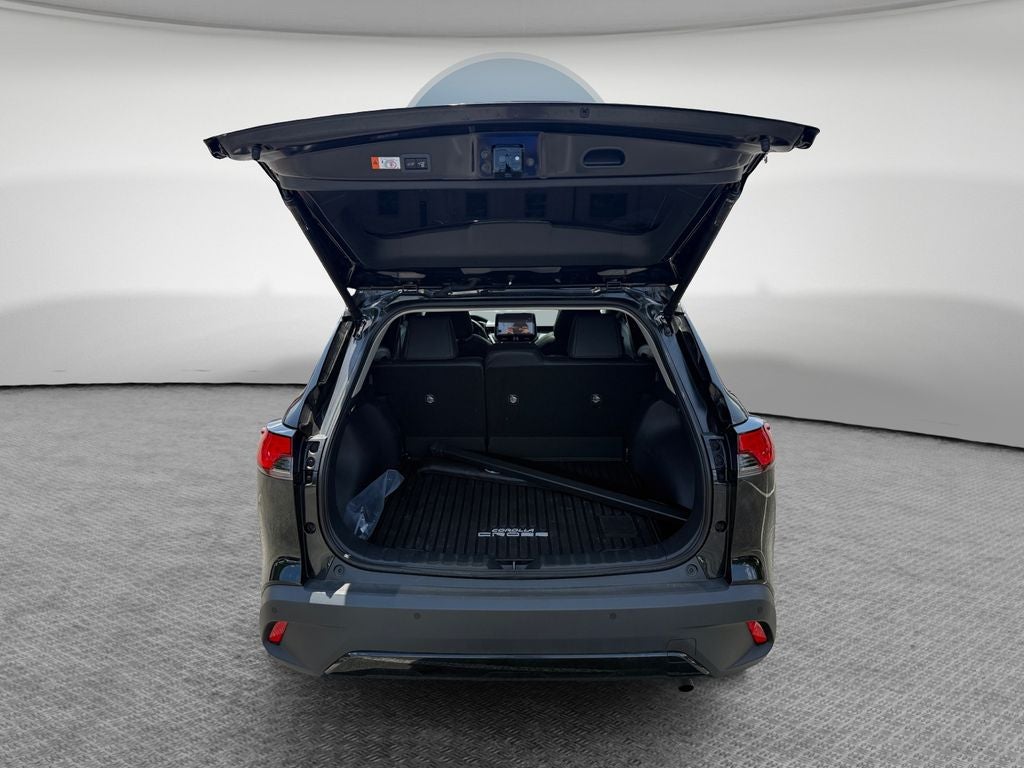 2025 Toyota Corolla Cross XLE