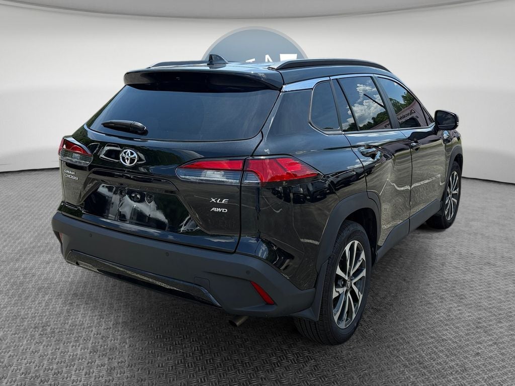 2025 Toyota Corolla Cross XLE