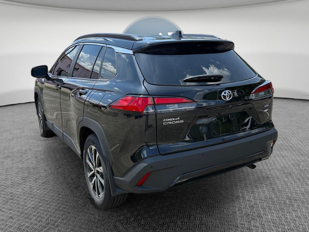 2025 Toyota Corolla Cross XLE