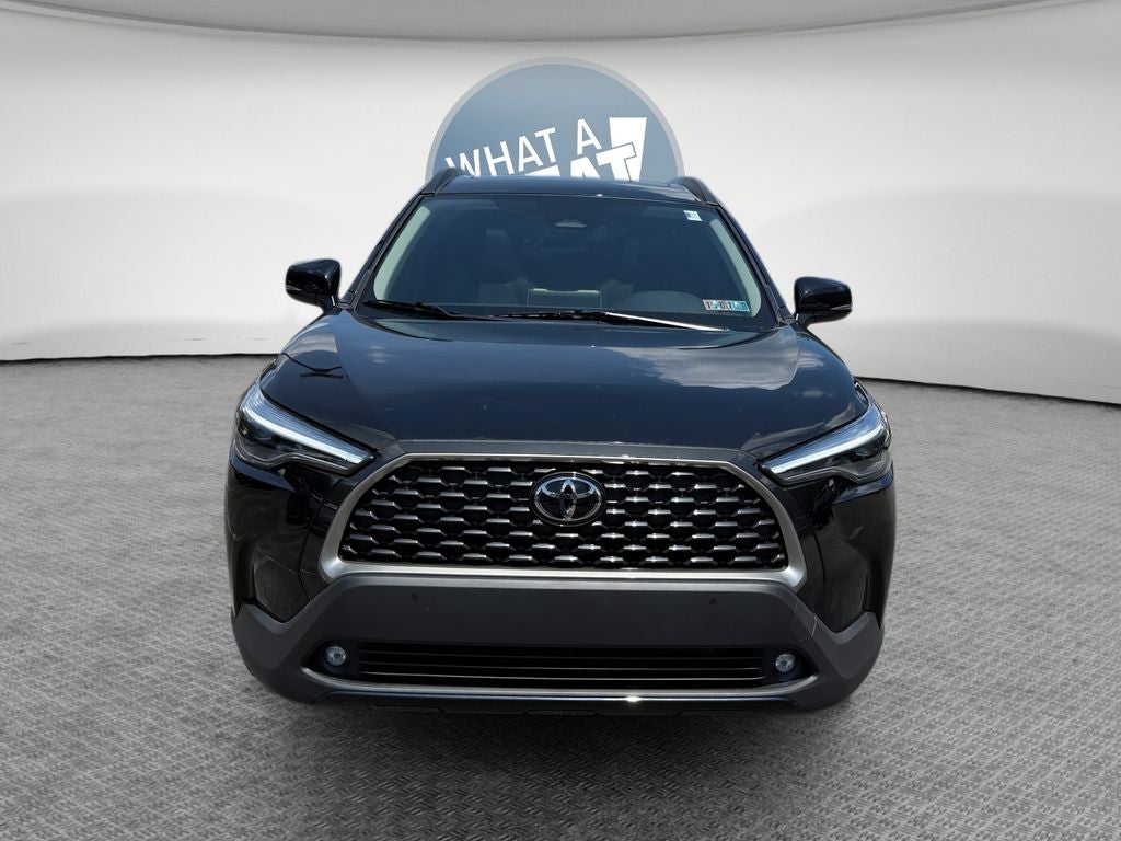 2025 Toyota Corolla Cross XLE