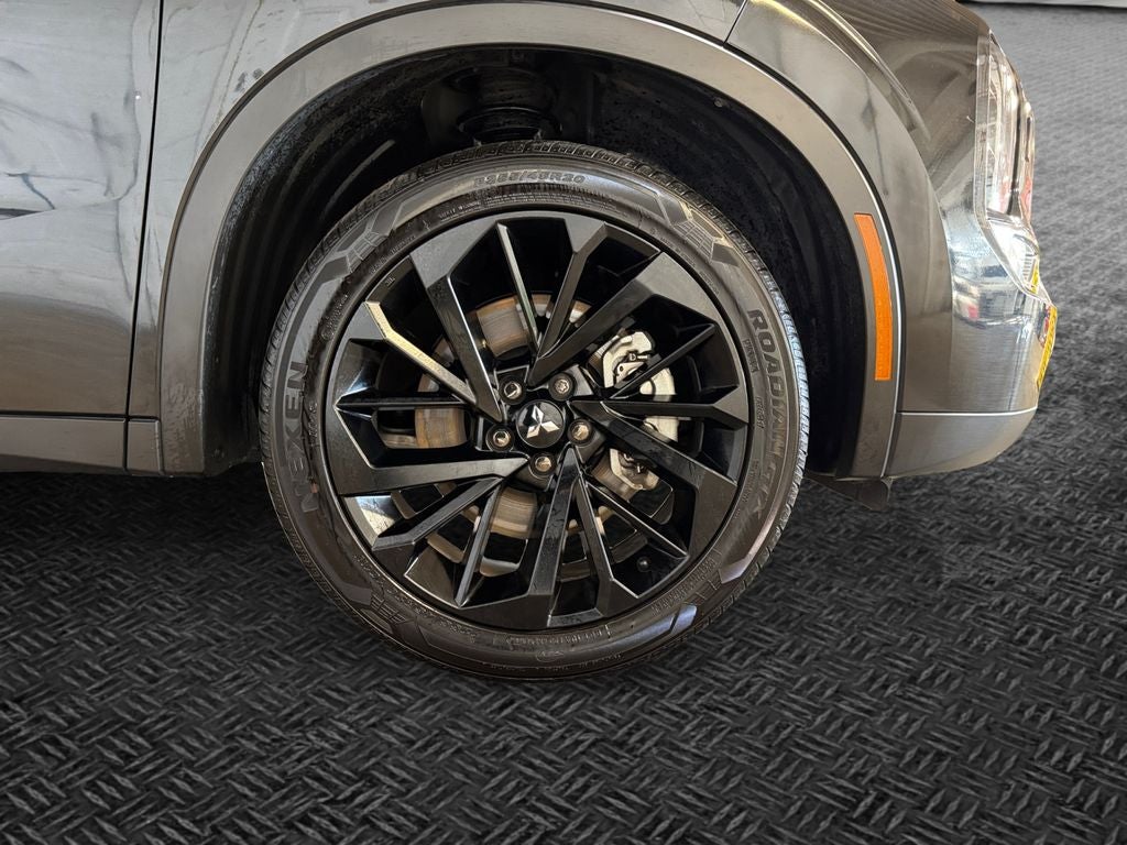 2024 Mitsubishi Outlander SE Black Edition