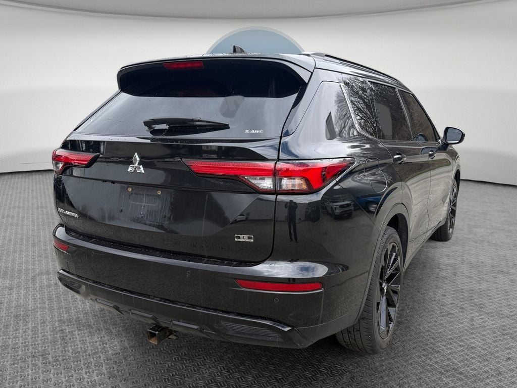 2024 Mitsubishi Outlander SE Black Edition